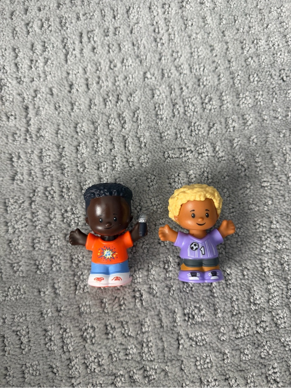 Fisher-Price Little People Set - Orange & Purple Outfits
